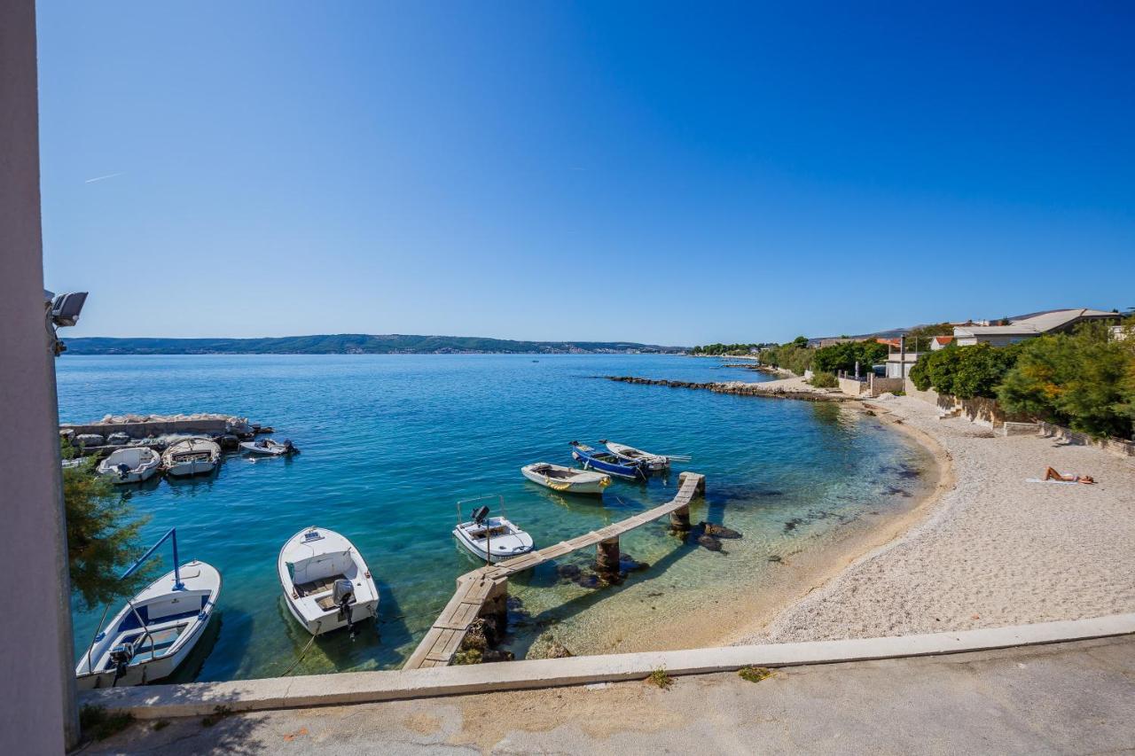 Beachfront Apartment Nehaj Kastel Kaštela Exterior foto